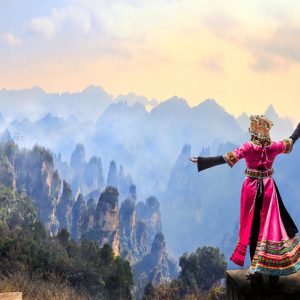 TOUR TRƯƠNG GIA GIỚI - PHƯỢNG HOÀNG CỔ TRẤN